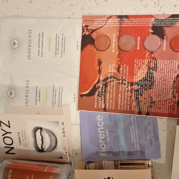 Wednesday bundle - Picture 5 of 8